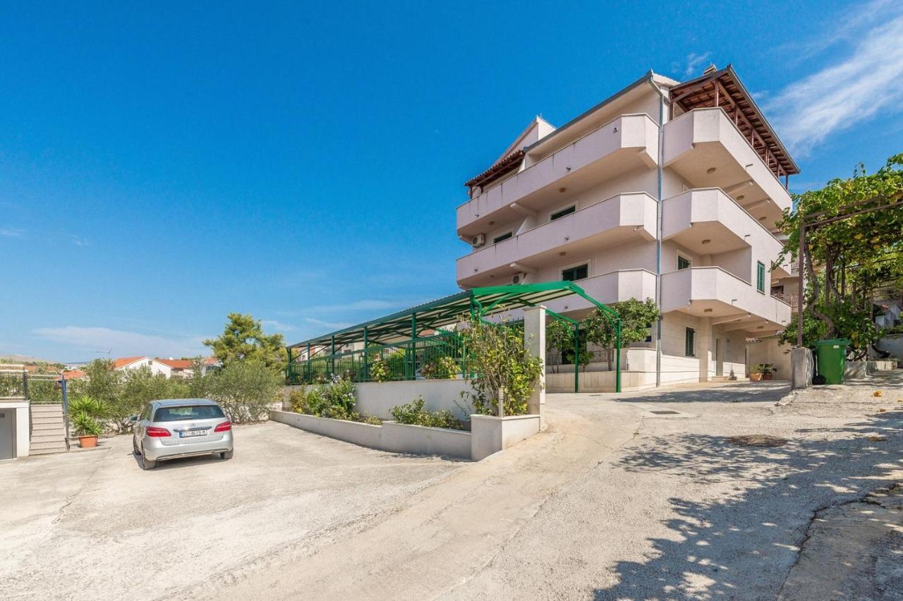 Apartments Ivana-Mira Округ-Горній Екстер'єр фото