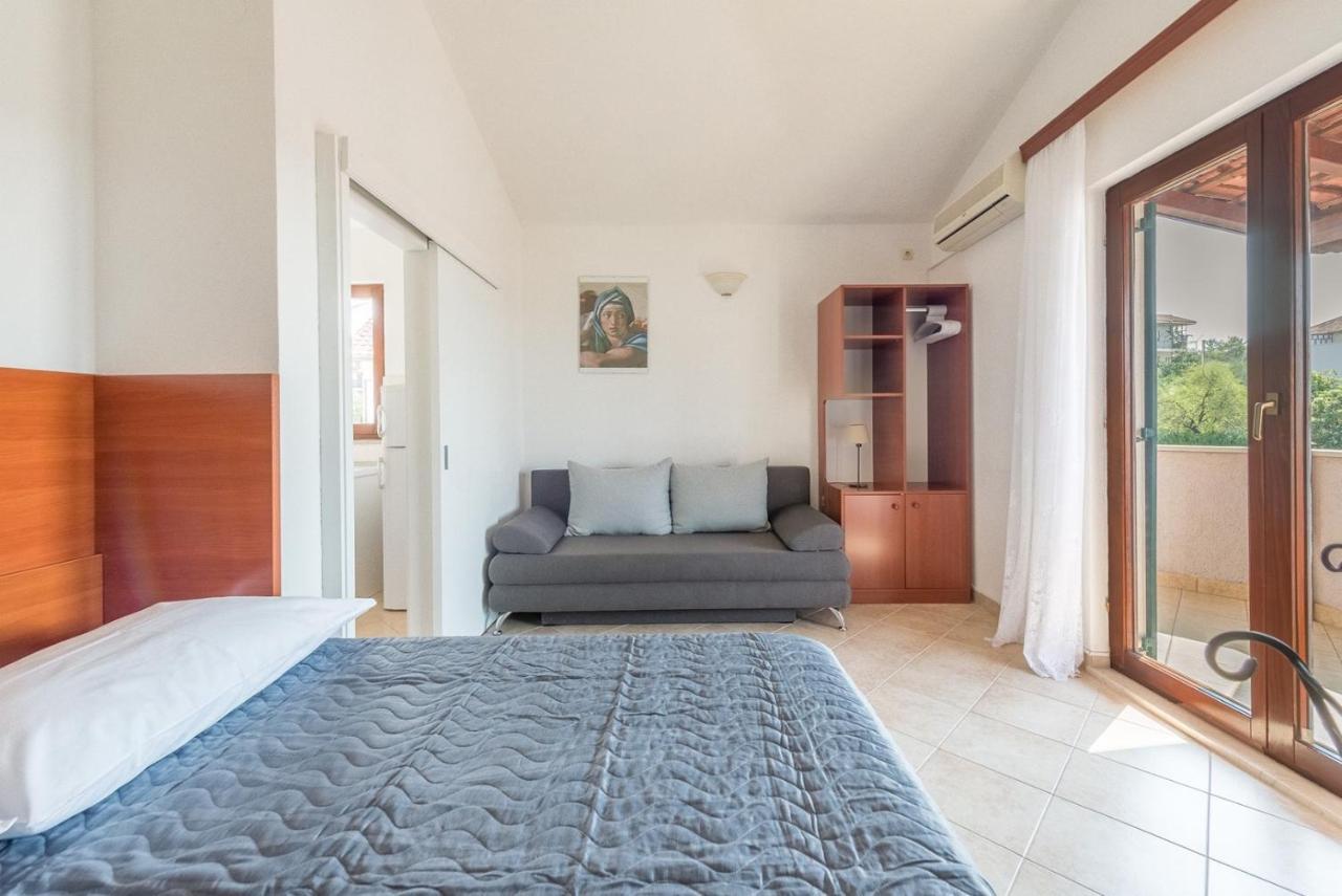 Apartments Ivana-Mira Округ-Горній Екстер'єр фото